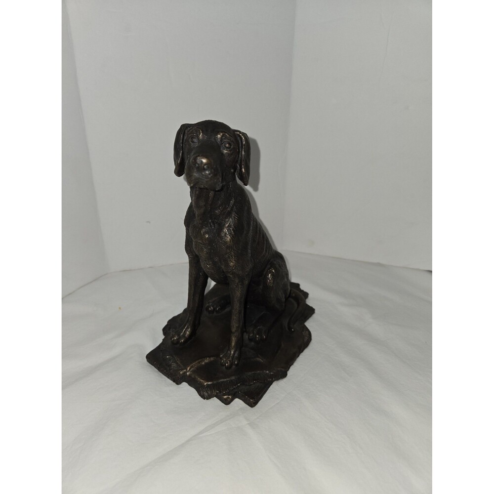 Golden retriever bronze like resin sculpture.  Realistic details Door stopper